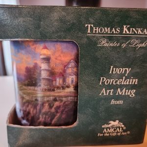 Lot of 4 new thomas kinkade porcelan mugs and 1 debbie mumm porcelan mug